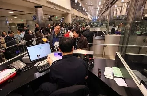 赴美需注意,美國邊境近期頻繁檢查旅客電子設備1
